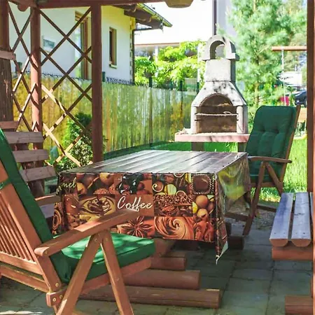 Hébergement de vacances In With Kitchen Swornegacie
